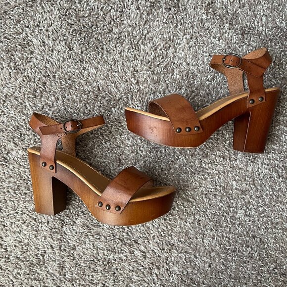 Madden Girl Heels - Picture 1 of 3